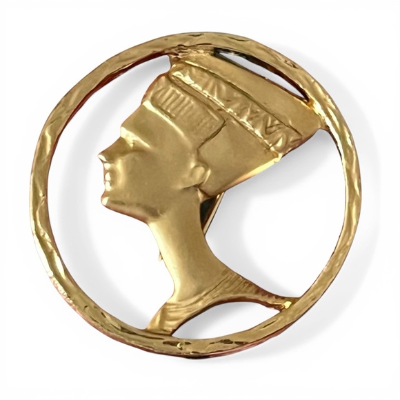 Jewelry - 1970s Queen Nefertiti Brooch Pendant Egyptian Revival Pin
